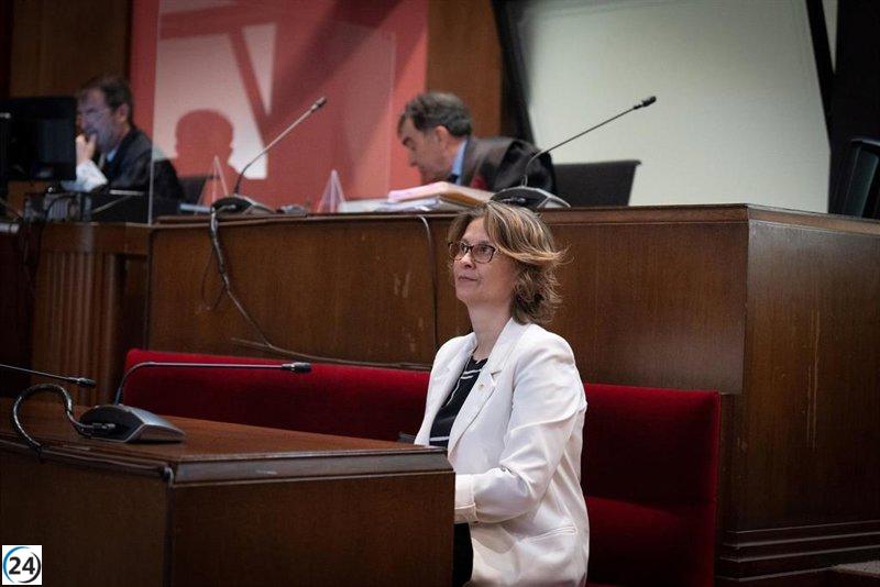 Serret inhabilitada un año por desobediencia en organización del 1-O, según TSJC.