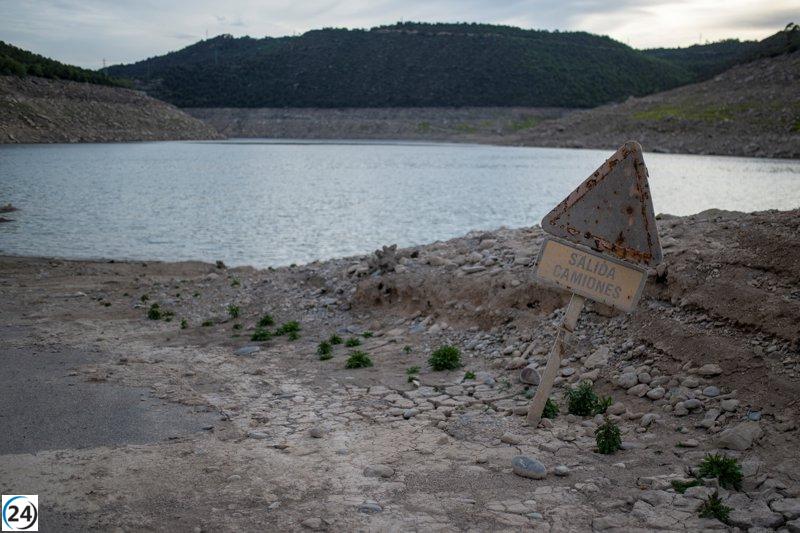 495 municipios catalanes estarán bajo excepcionalidad por sequía con restricciones de agua.