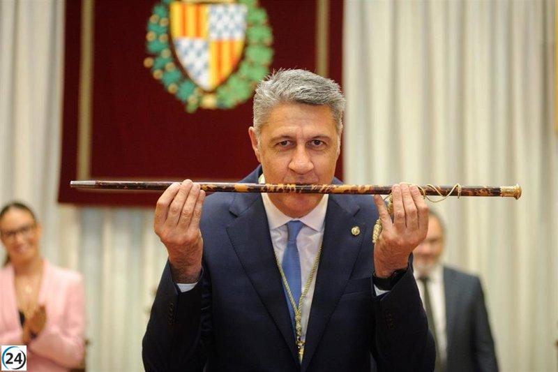 Alcalde de Badalona investido por el PP con mayoría absoluta.
