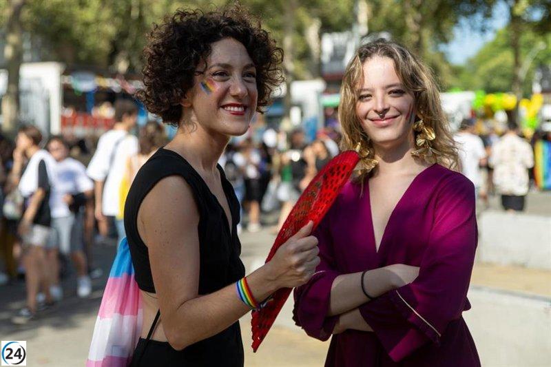 Sumar (Vidal y Duval) insta a votar en contra de los opositores de los derechos LGTBI.