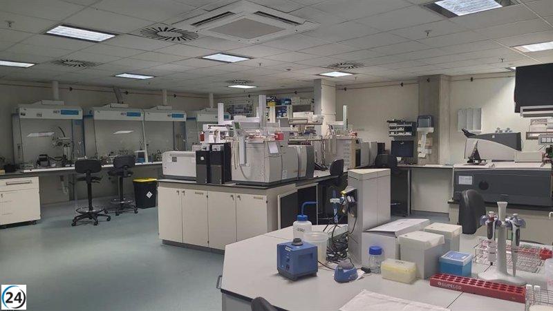El Instituto de Medicina Legal de Catalunya adquiere herramientas de detección para nuevas drogas.