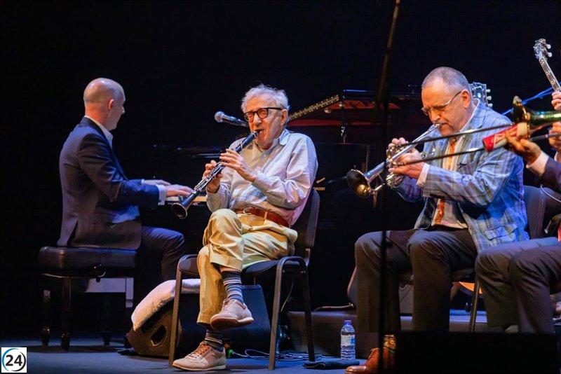 Woody Allen deleita a una multitud en Barcelona con su maestría en el jazz