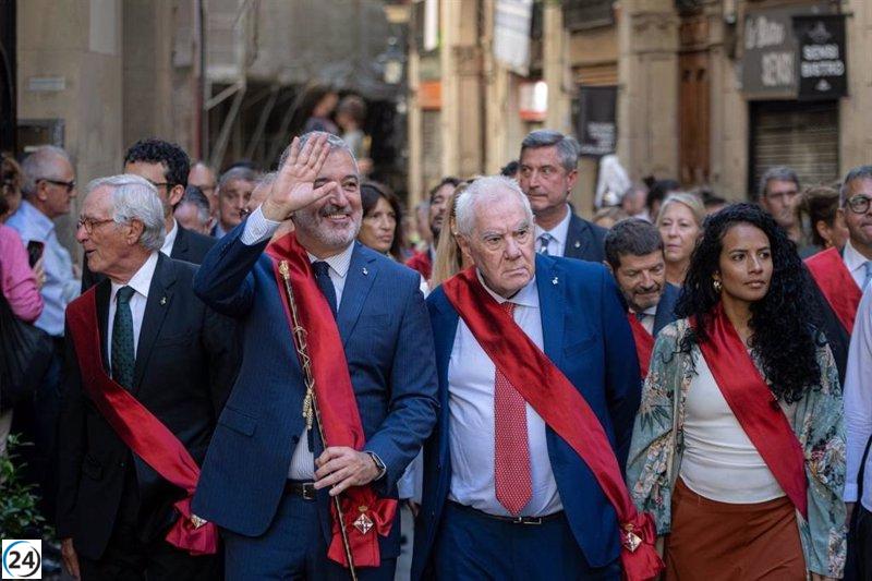 Collboni lidera por primera vez la popular procesión de la Mercè hasta el Ayuntamiento de Barcelona