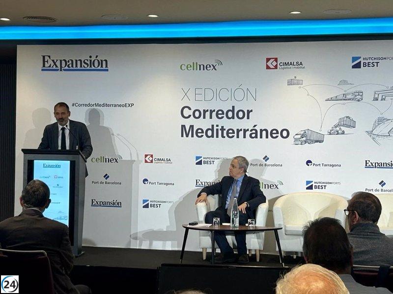 El Corredor del Mediterráneo asegurado como opción competitiva para empresas, según el Gobierno.