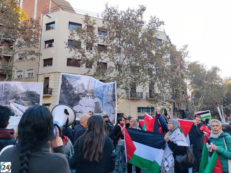Manifestantes llaman a boicotear a Israel en evento de la UpM en Barcelona