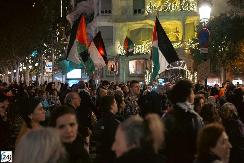 Masiva protesta en Barcelona contra el
