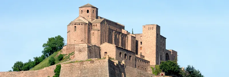 El castillo de Cardona: una fortaleza medieval que cautiva por su arquitectura