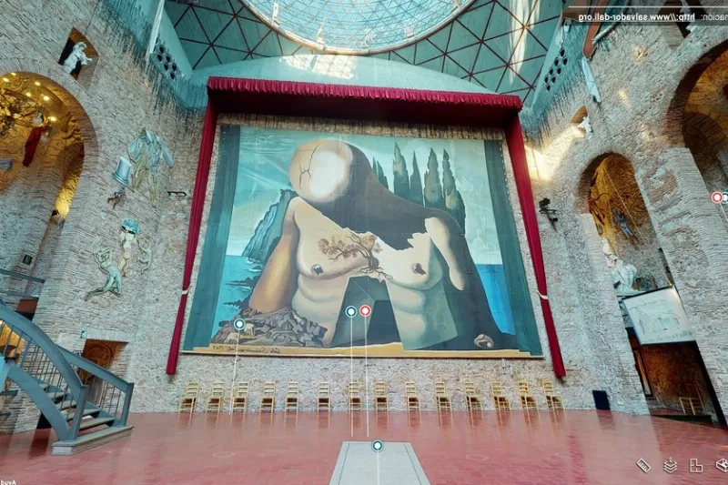 El Teatro-Museo Dalí: Un edificio que refleja la locura genial del artista surrealista