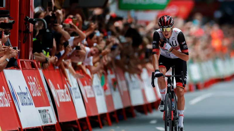 El ciclista catalán Marc Soler gana la Vuelta a España