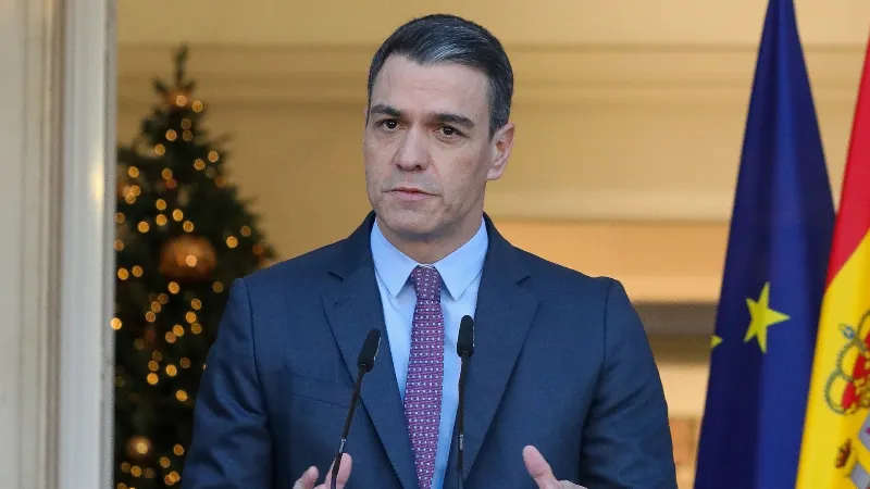 Sánchez convoca una conferencia de líderes para abordar la situación en Cataluña