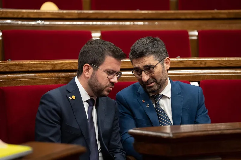 ERC y JxCat inician contactos para formar un nuevo Govern en Cataluña